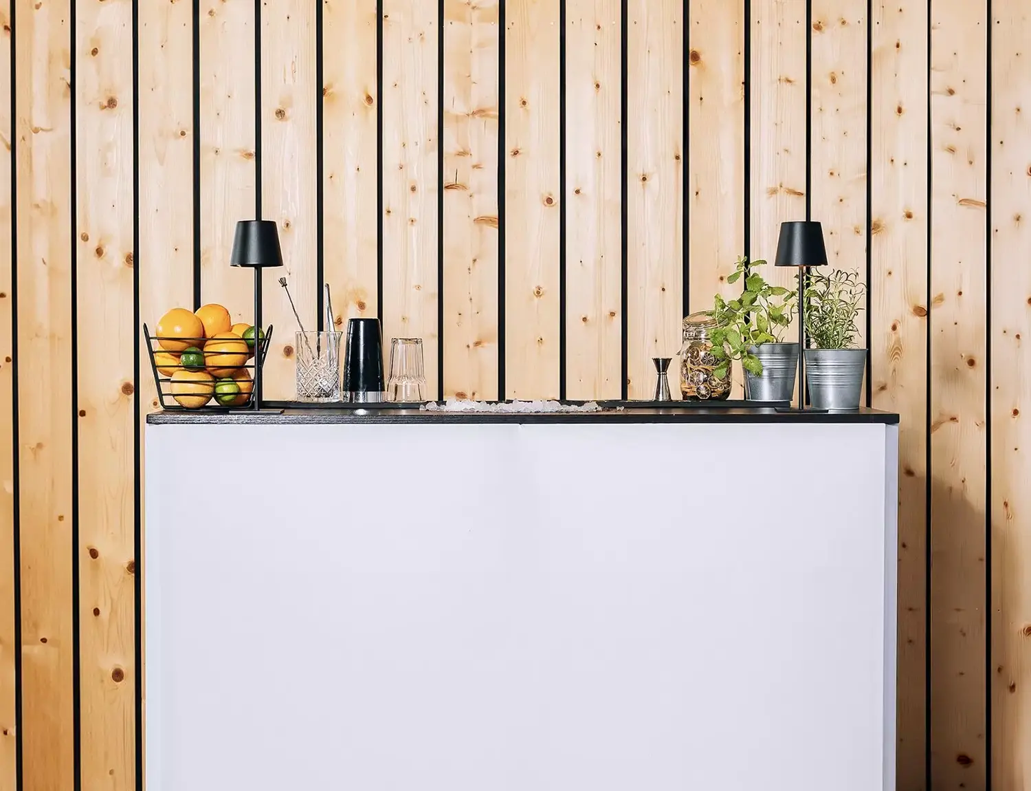 Barcatering - Mobilní bar Medium White